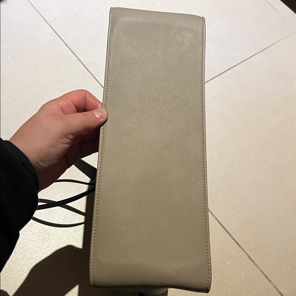 Von Holzhausen Made in Italy Elegant Beige Tote bagwith black strap & drawstring - Picture 10 of 16